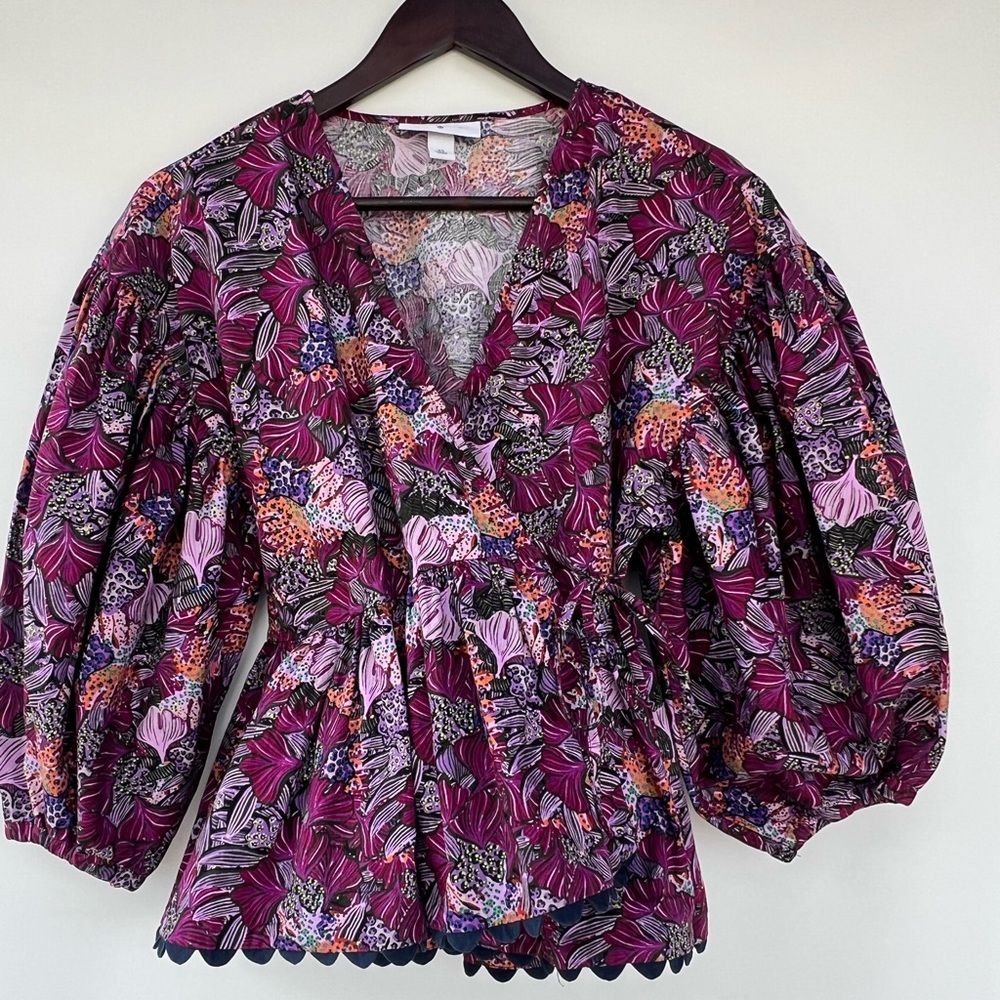 Kika Vargas x Target Purple Floral Cotton
Coral Reef Scallop Edge Wrap Top